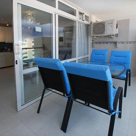 Central Apartment Overlooking Yumbo Centre With Heated Pool Maspalomas  Exterior photo