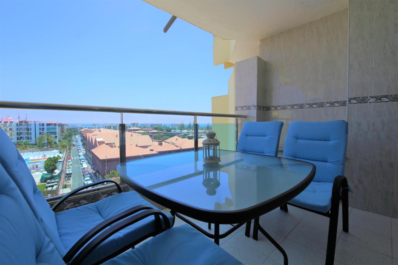 Overlooking Yumbo Centre With Heated Pool Apartamento